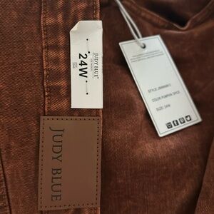 Judy Blue Toffee Terrific Jeans NWT 33” inseem